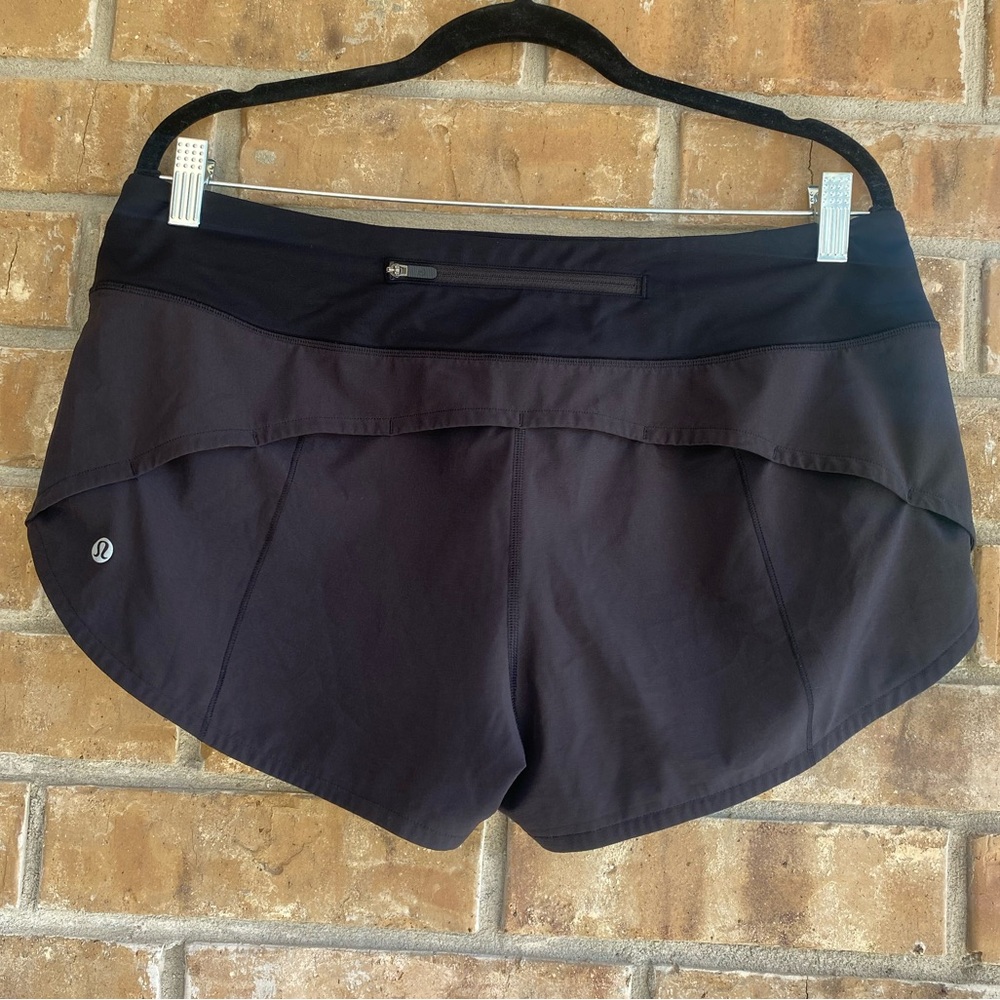 Lululemon Speed Up Short *2.5" in Black ~ Size 10 - Picture 5 of 9